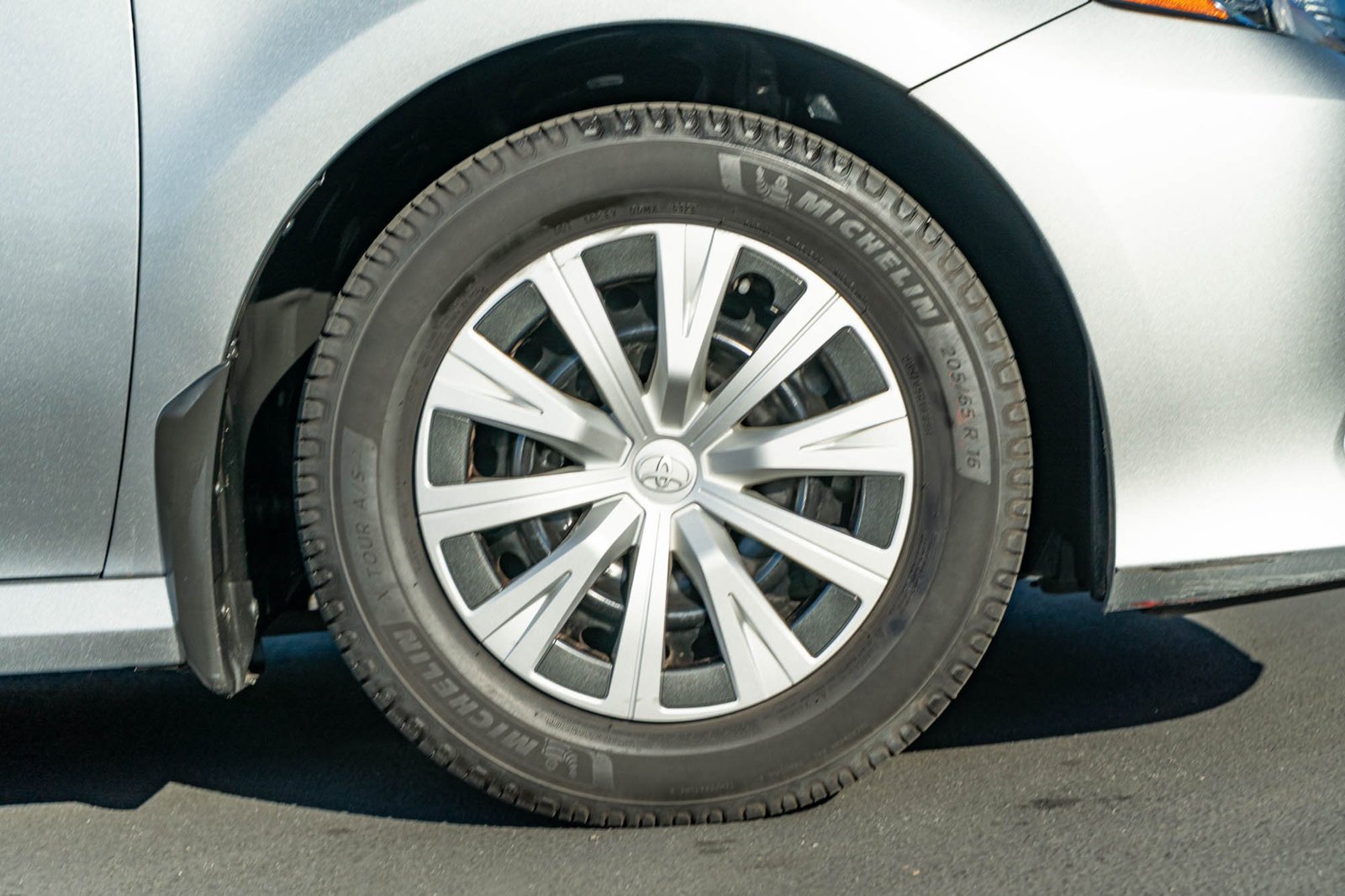 Certified Used 2022 Celestial Silver Metallic Toyota LE image 12