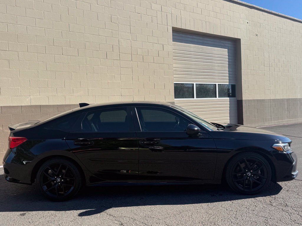 Used 2024  Honda Base image 3
