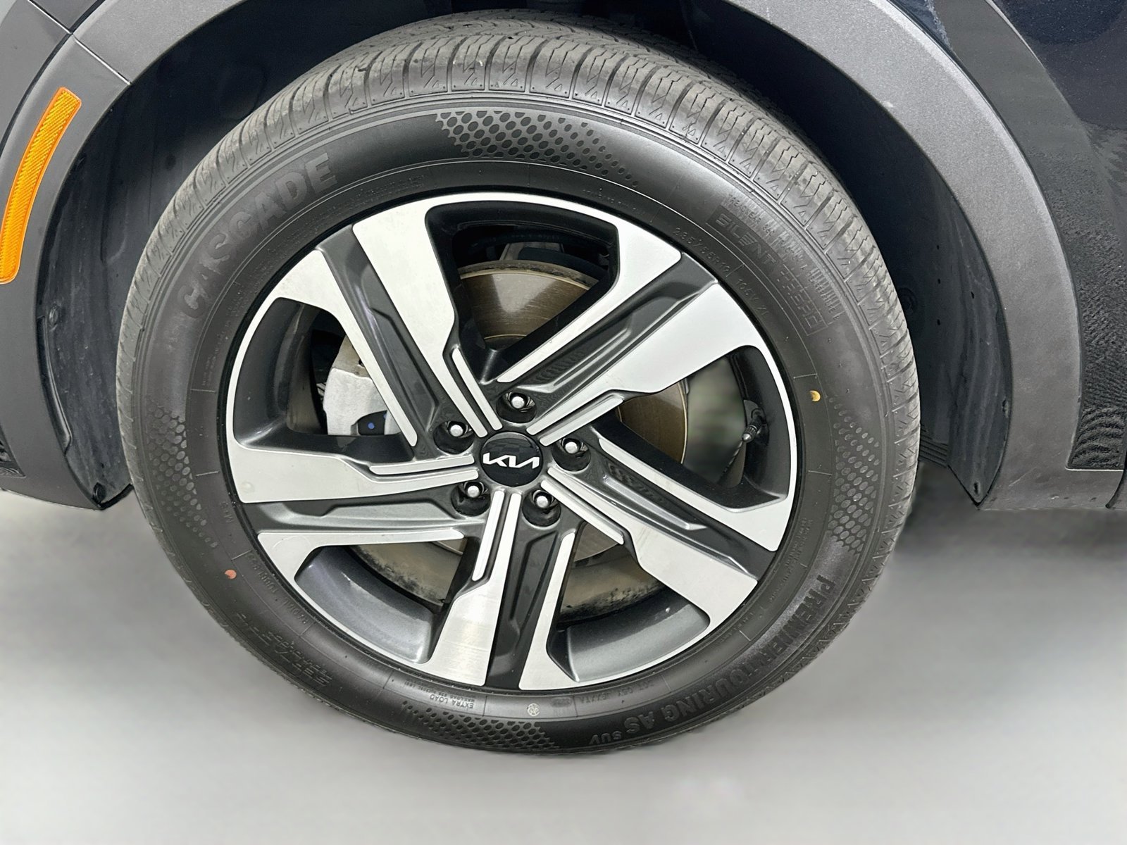 Used 2023 Aurora Black Kia EX image 32