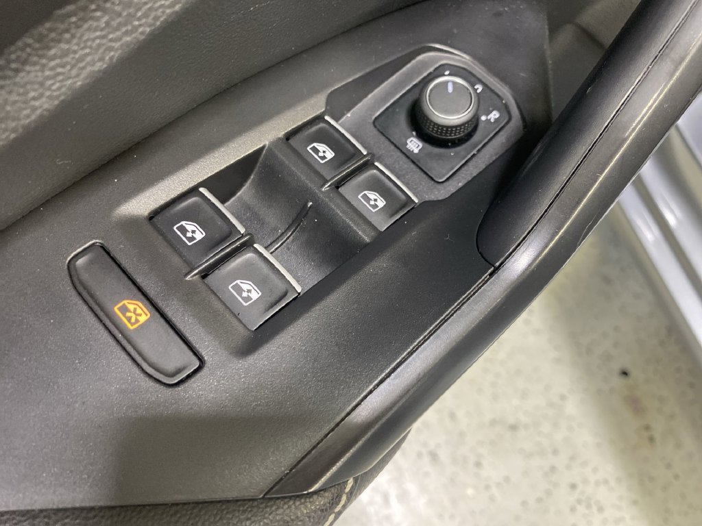 2025 Volkswagen Jetta S - Photo 31