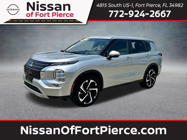 2024 Mitsubishi Outlander SE
