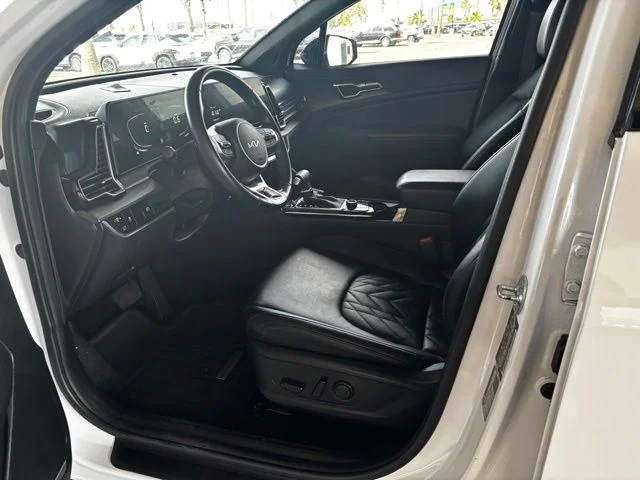 Used 2024 White Kia X-Line image 8