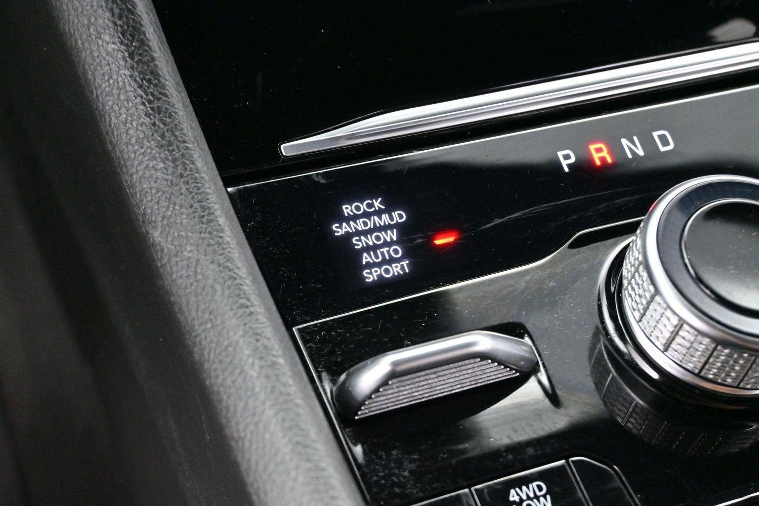 Used 2022 Bright White Clearcoat Jeep Trailhawk image 29