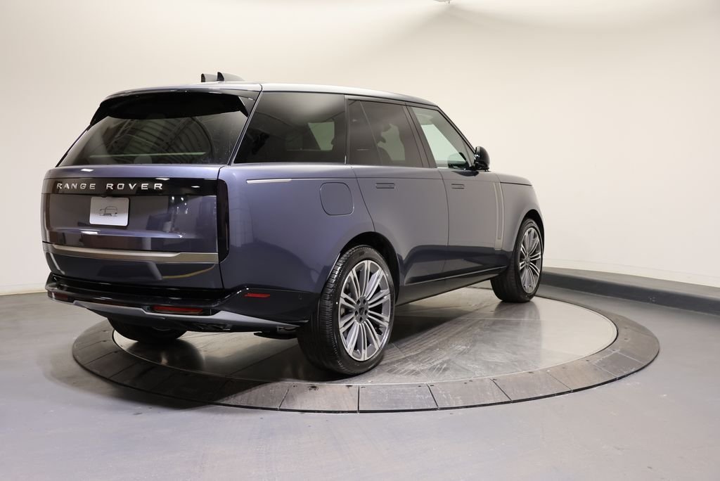 2026 Land Rover Range Rover SE - Photo 5