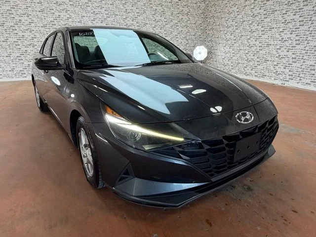 Used 2021 Portofino Gray Hyundai SE image 7