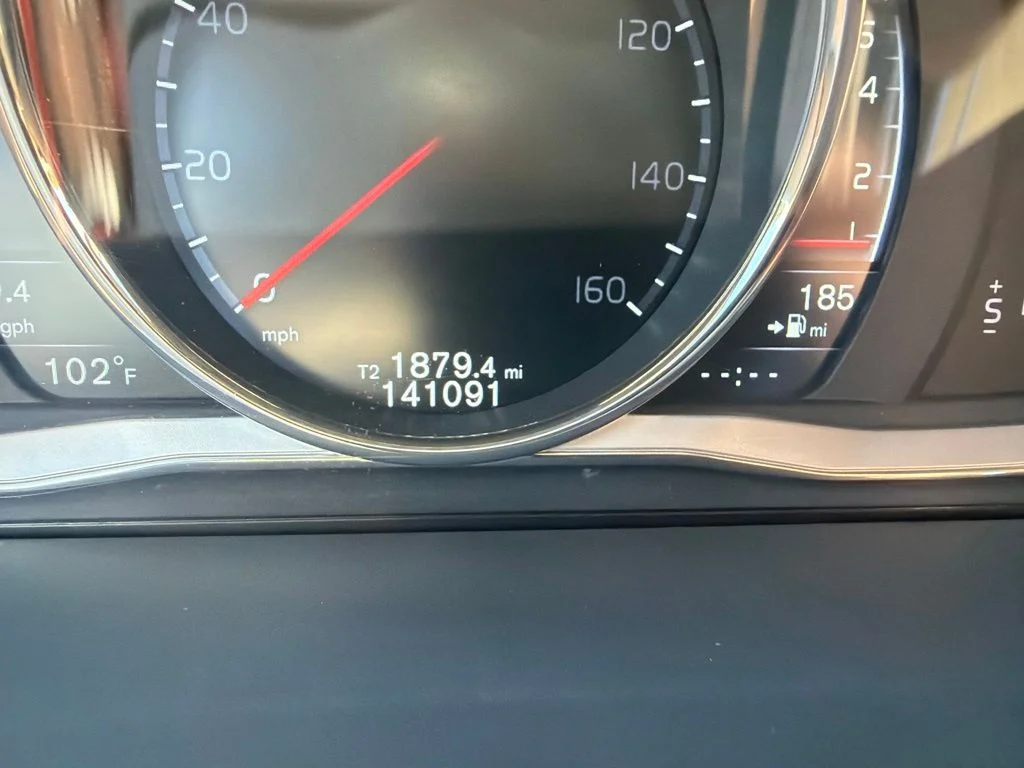 Used 2015 Blue Volvo T6 Platinum image 11