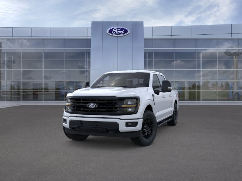 New 2026 Oxford White Ford XLT image 2