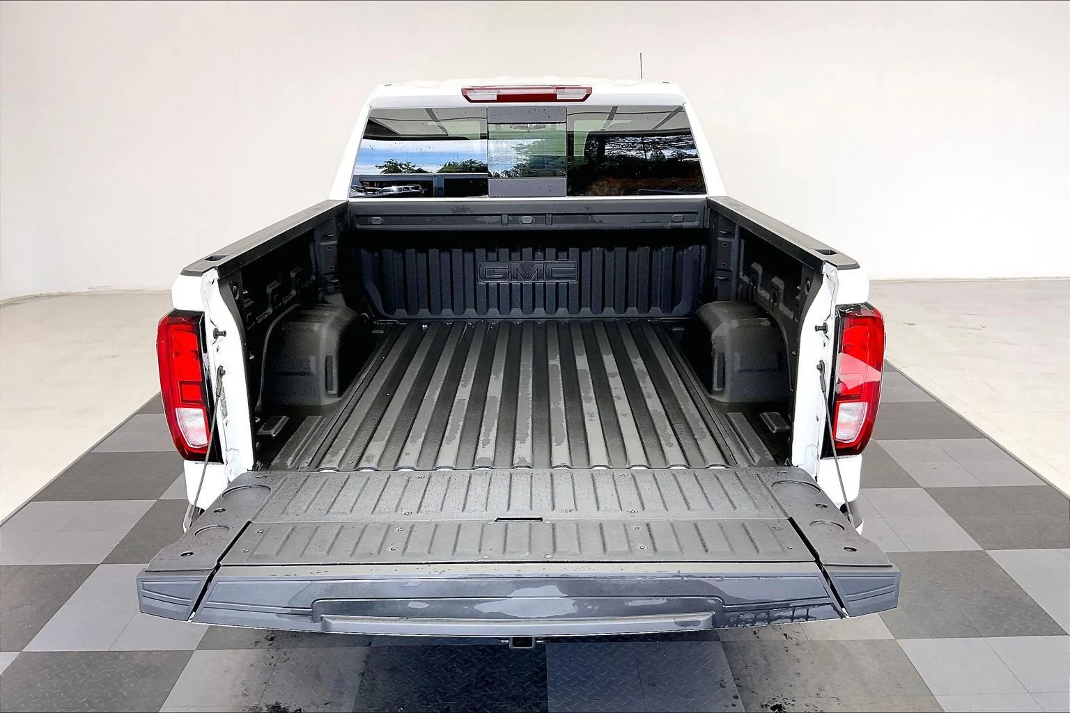New 2026 Summit White GMC Elevation image 11