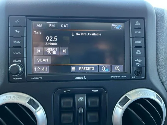 Used 2018 Blue Jeep Unlimited Rubicon image 34