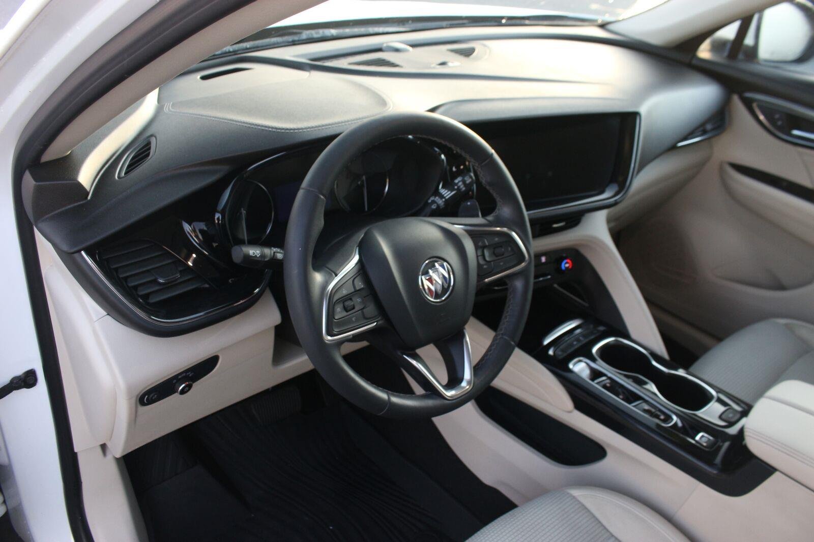 Used 2022 SUMMIT WHITE Buick Preferred image 15