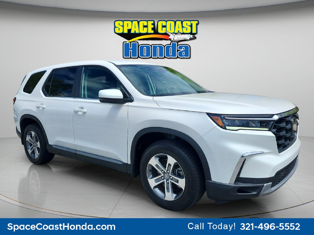 Used 2025  Honda EX-L image 3