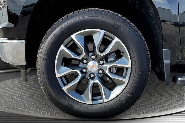 2026 Chevrolet Silverado 1500 LT - Photo 13