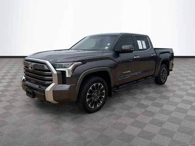 Used 2025 Gray Toyota Limited image 3