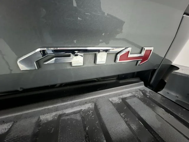 Used 2021 Gray GMC AT4 w/Cloth image 29