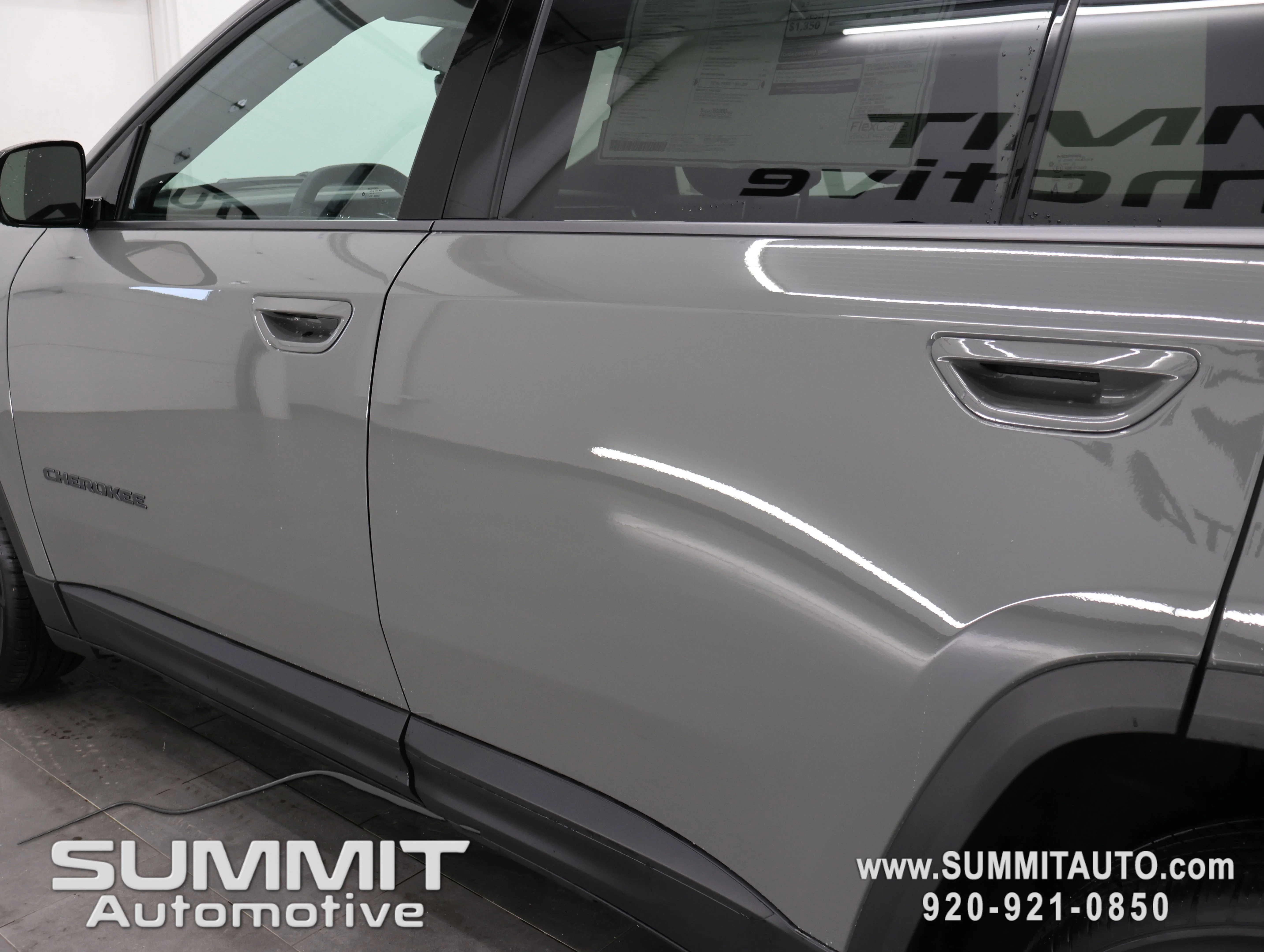 New 2026 Sting-Gray Clearcoat Jeep Laredo image 30