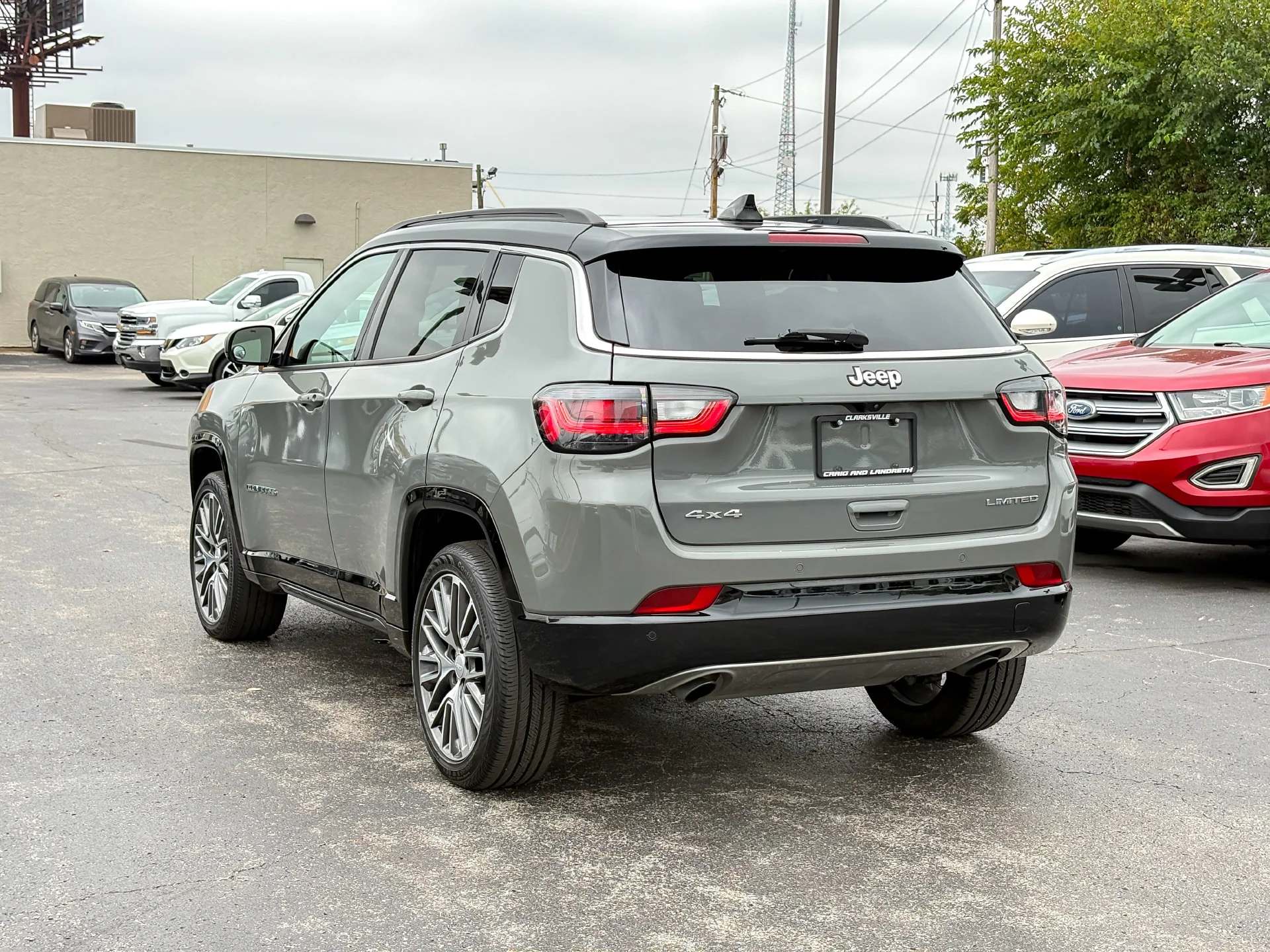 Used 2023 Gray Jeep Limited image 8