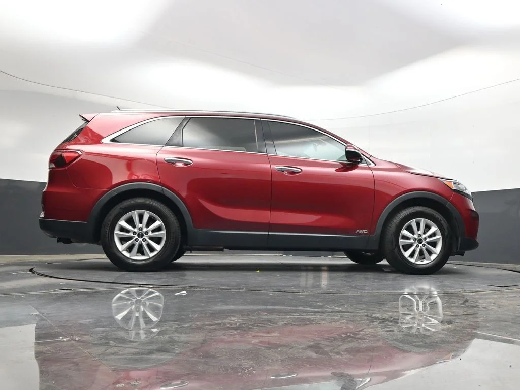 Used 2020 Passion Red Kia LX image 38