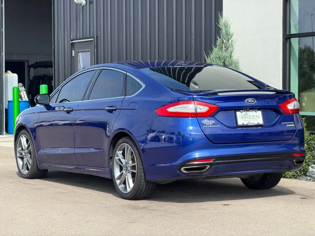 Used 2016 Blue Ford Titanium image 3