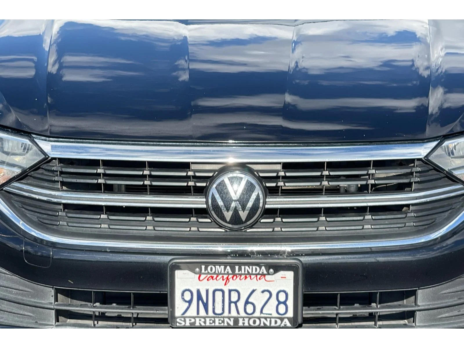 Used 2023 Deep Black Pearl Volkswagen SE image 13