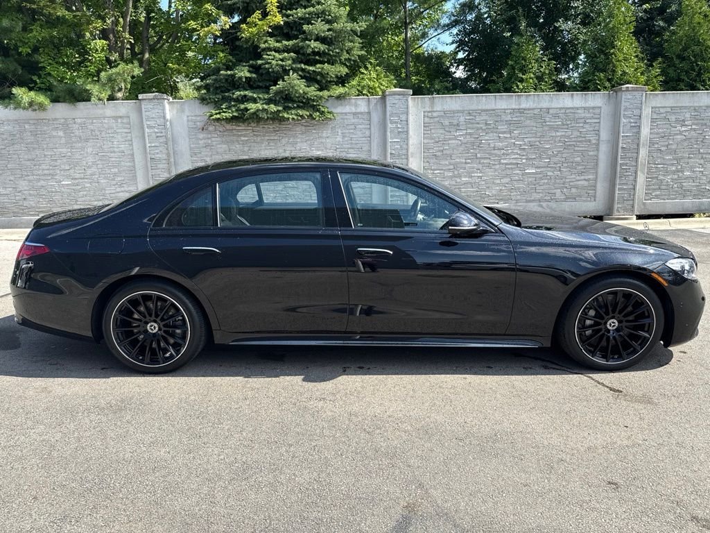 Used 2023 Black Mercedes-Benz S 580e image 6