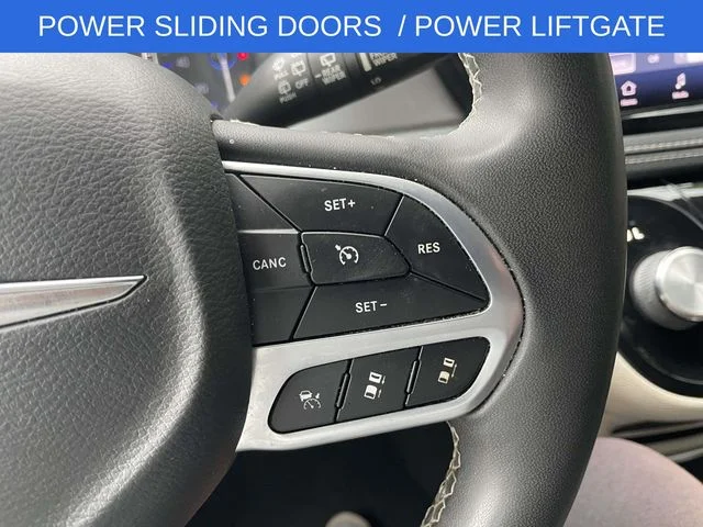 2022 Chrysler Pacifica Touring L - Photo 24