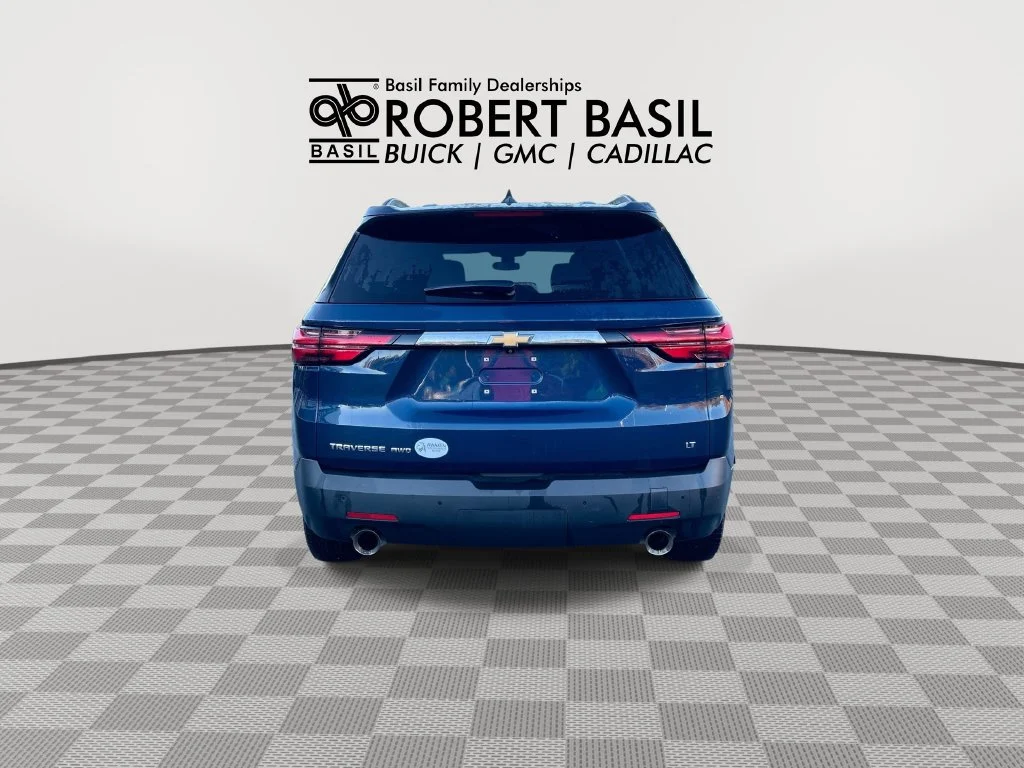 Used 2022 NORTHSKY BLUE METALLIC Chevrolet LT Cloth image 4