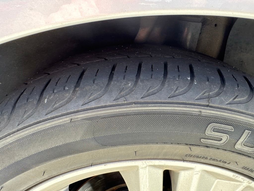 Used 2019 Silver Hyundai SEL image 11