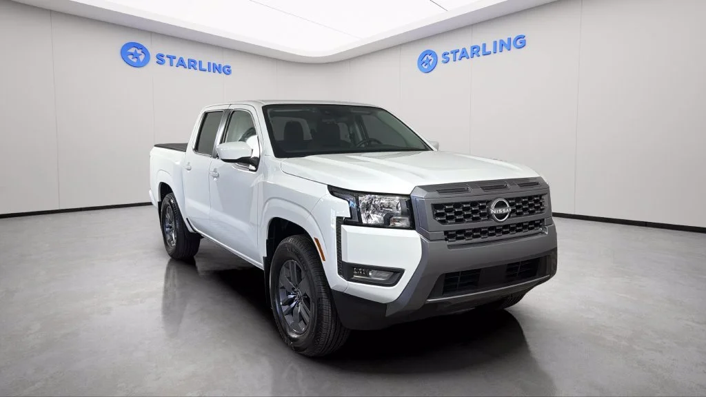 2025 Nissan Frontier SV - Photo 14
