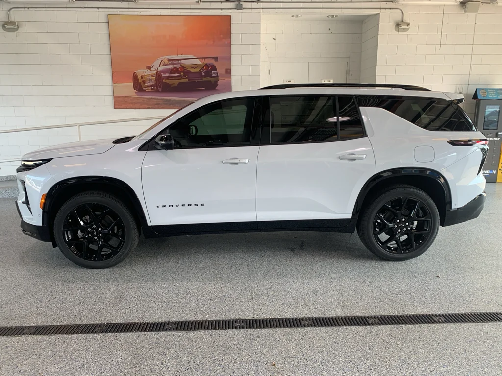 2026 Chevrolet Traverse RS - Photo 5