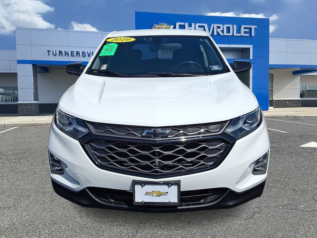 Used 2019 Chevrolet Equinox LT with VIN 2GNAXVEX0K6215771 for sale in Washington Township, NJ
