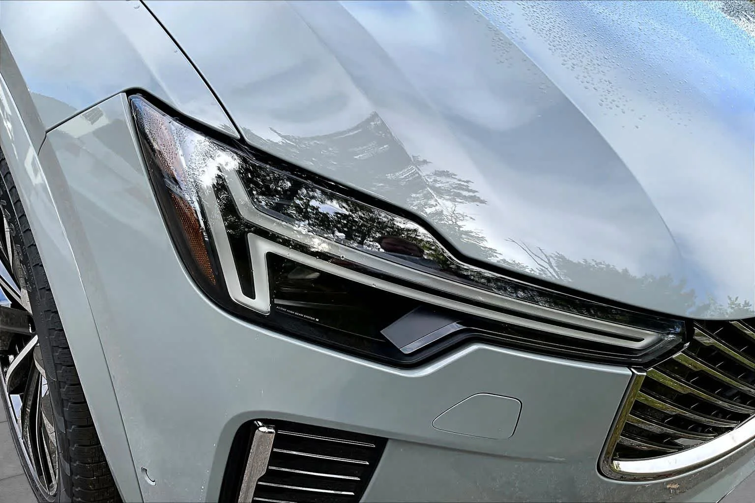 New 2026 Vapour Grey Volvo Plus image 15