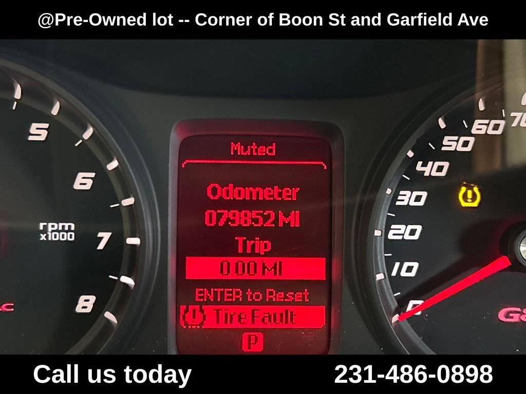 Used 2009 Red Pontiac Base image 26