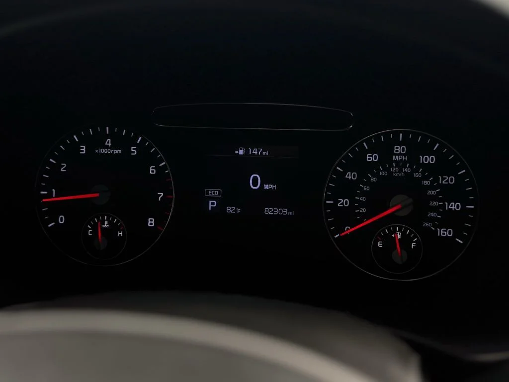 Used 2020 Silver Kia L image 16
