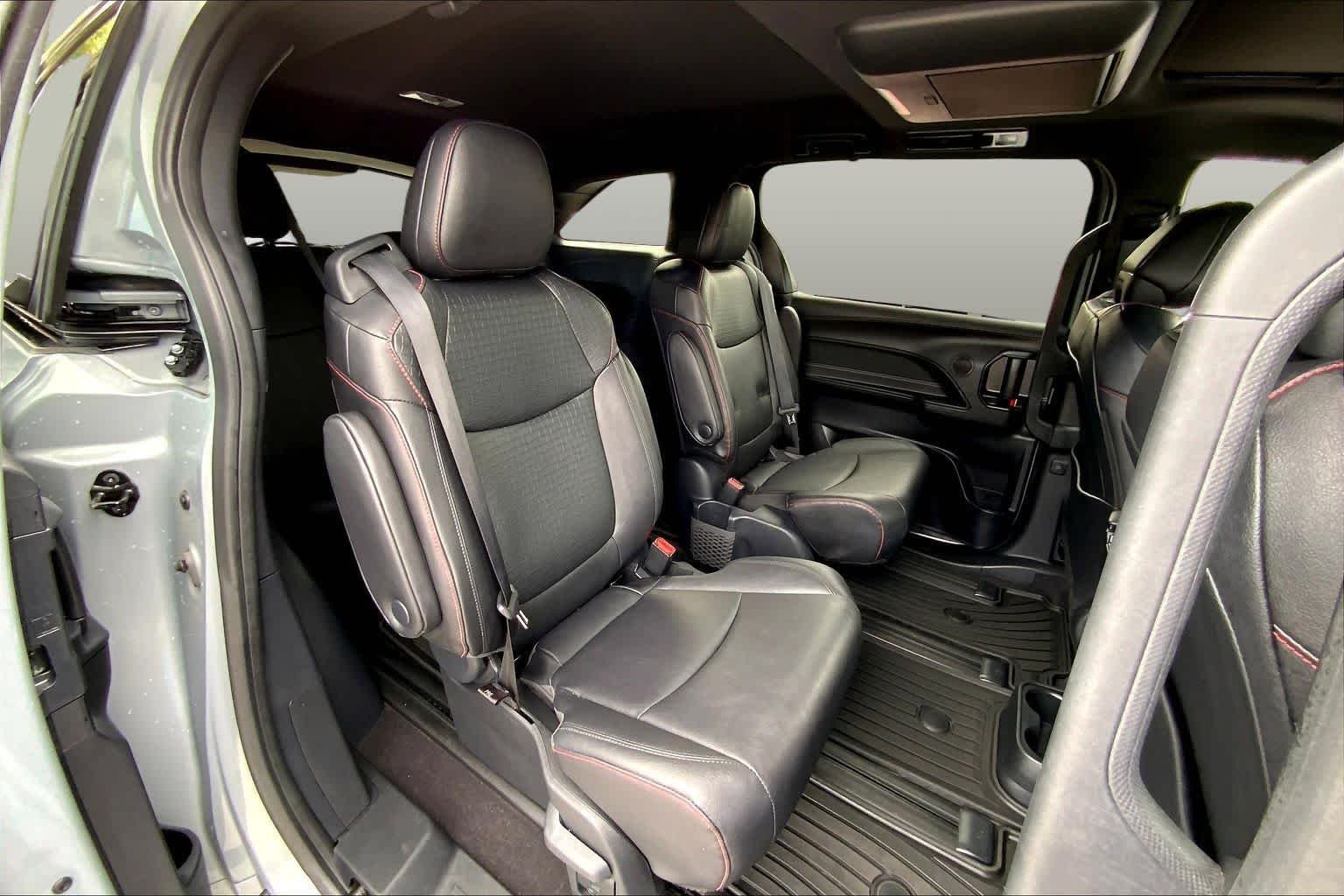 Used 2025 Cement Toyota XSE image 20