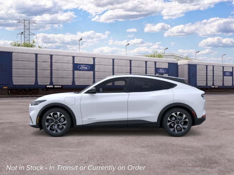 New 2026 Star White Metallic Tri-coat Ford Select image 3