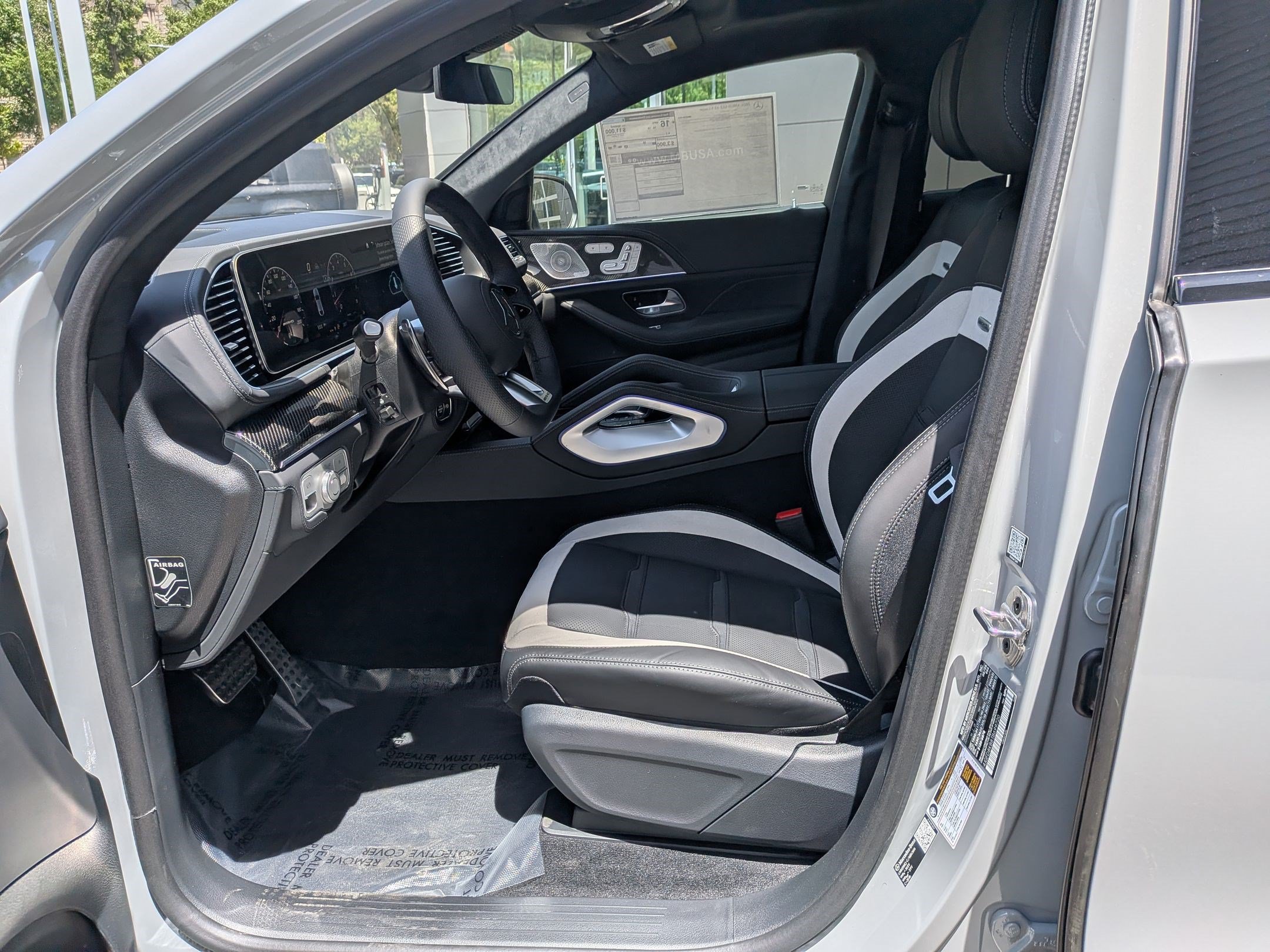 New 2026 MANUFAKTUR Alpine Grey Mercedes-Benz AMG® GLE 63 S image 42
