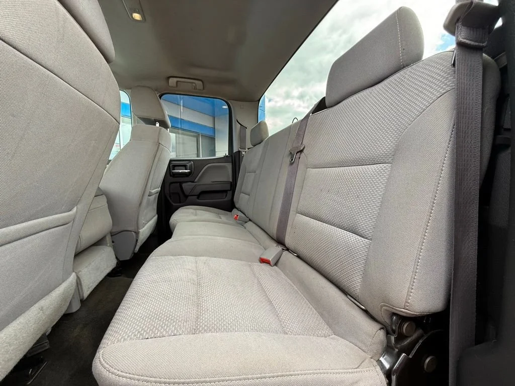 Used 2017 SUMMIT WHITE GMC DOUBL CAB 2WD 144 image 28