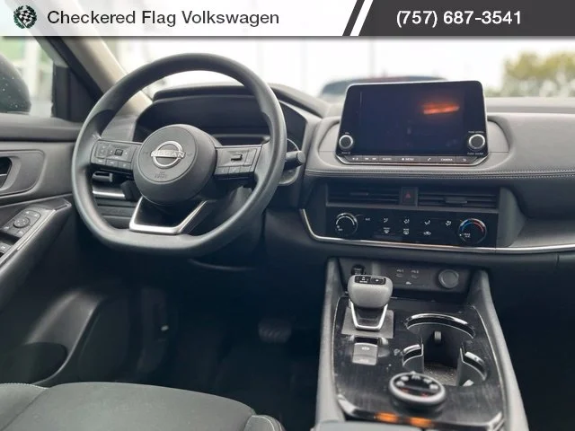 Used 2024 Everest White Pearl Nissan S image 30