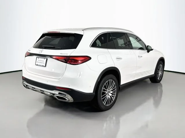 Used 2025 White Mercedes-Benz GLC 300 image 7