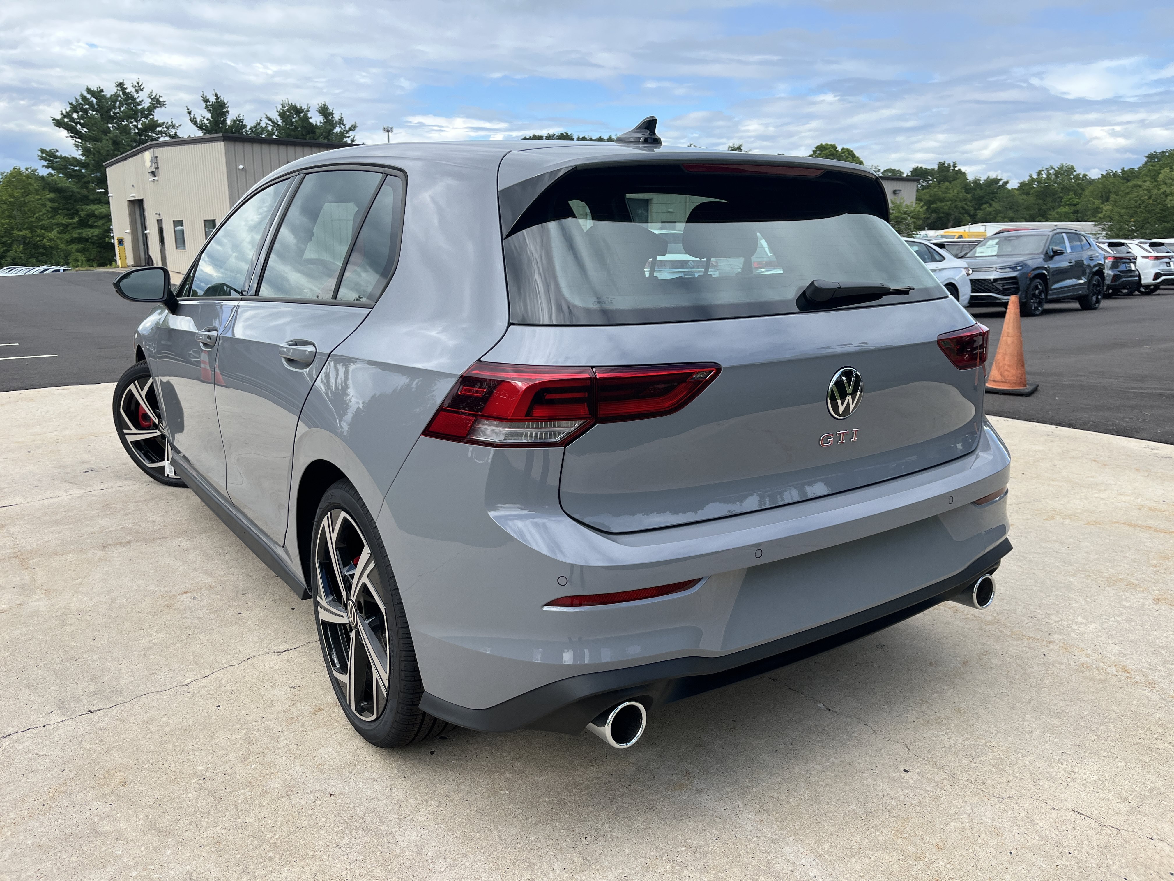 New 2026 Moonstone Gray Volkswagen SE image 12