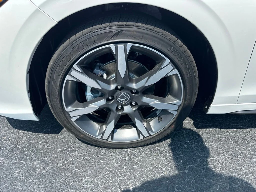 New 2026 Platinum White Pearl Honda Sport Touring image 10