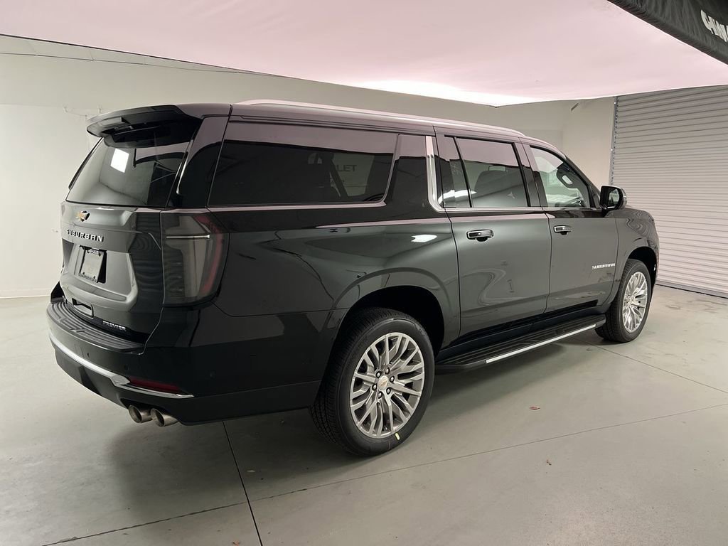 2026 Chevrolet Suburban Premier - Photo 8