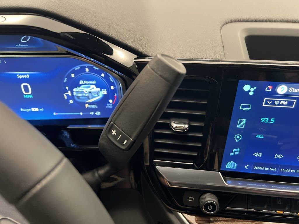 New 2026 Summit White Chevrolet LT image 19