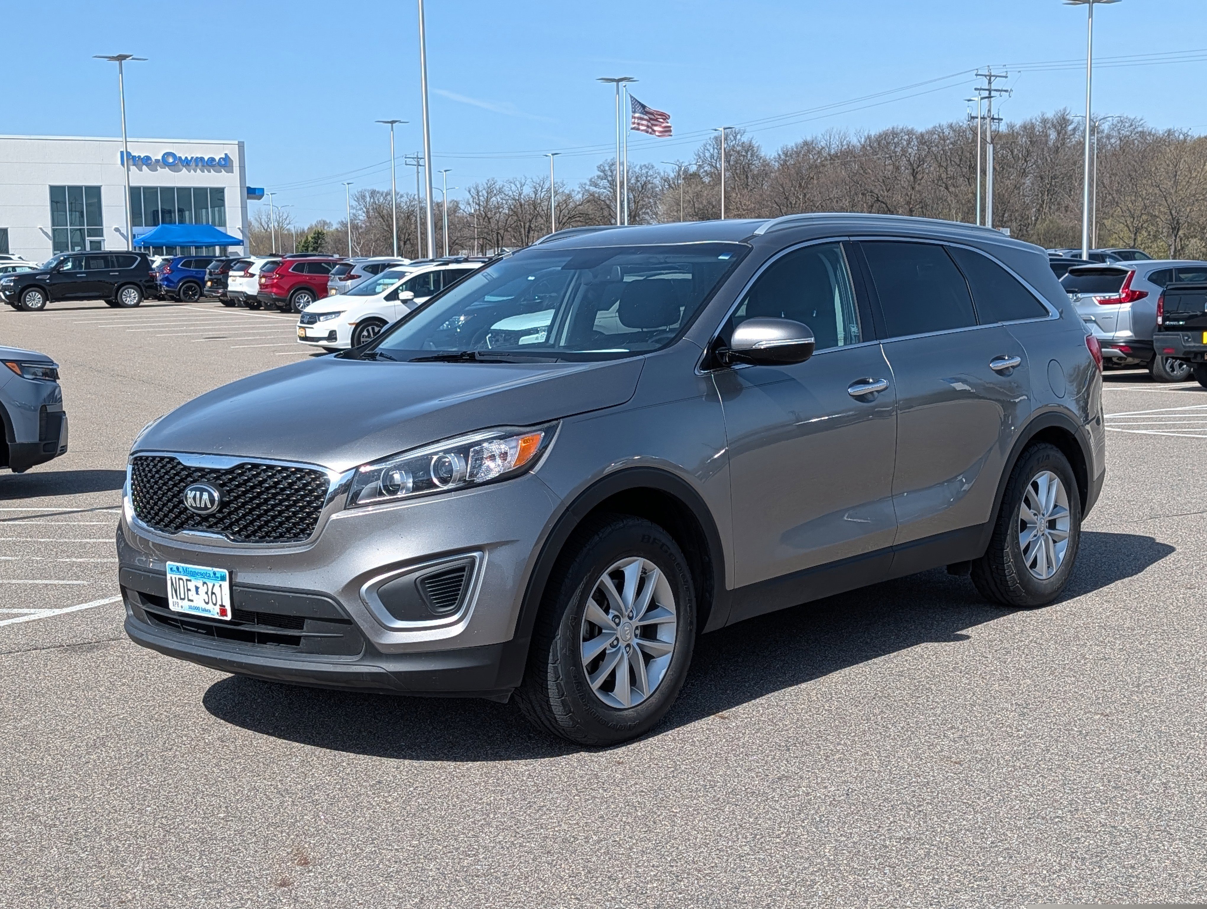 Used 2016 Kia Sorento LX with VIN 5XYPG4A34GG022159 for sale in Waite Park, Minnesota