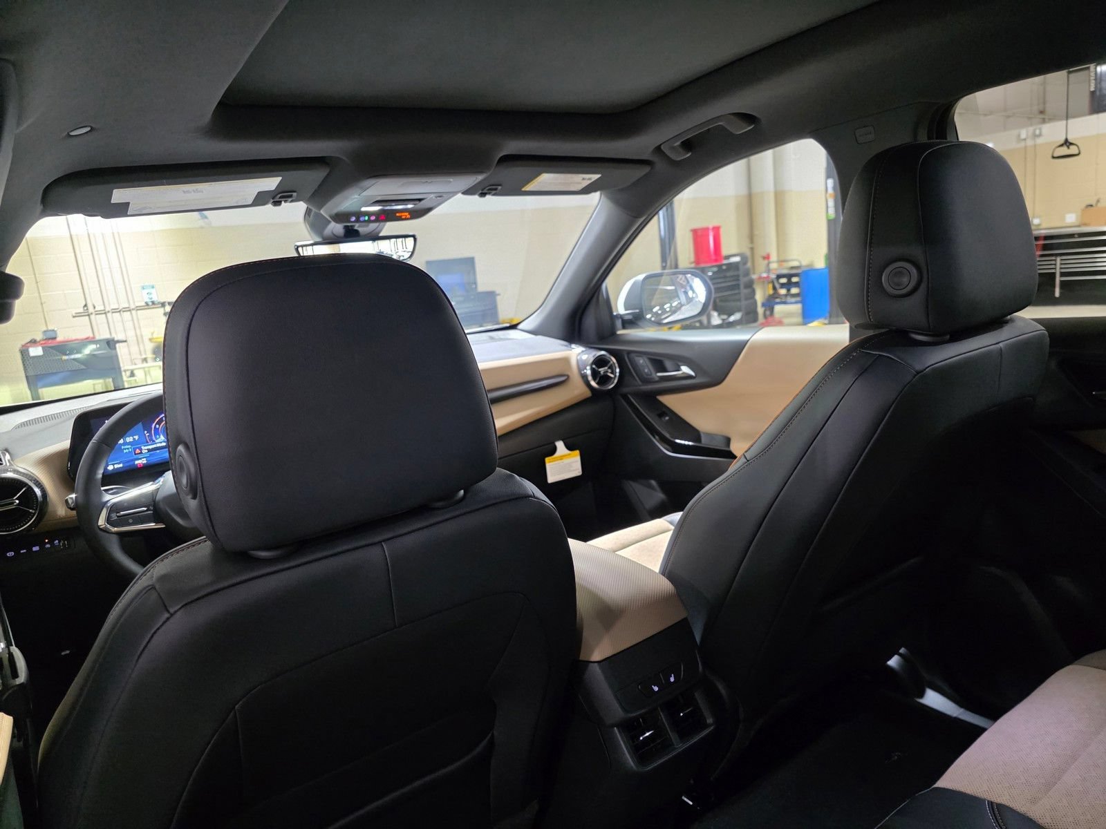 2027 Chevrolet Equinox ACTIV - Photo 15