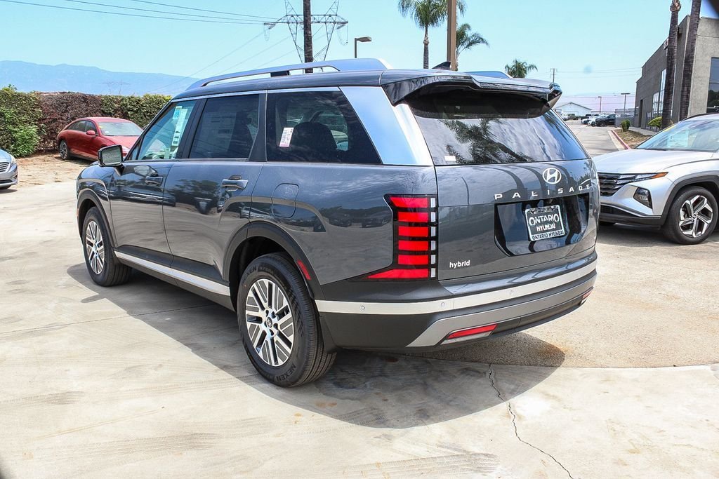 New 2026 Gray Hyundai SEL Premium image 7