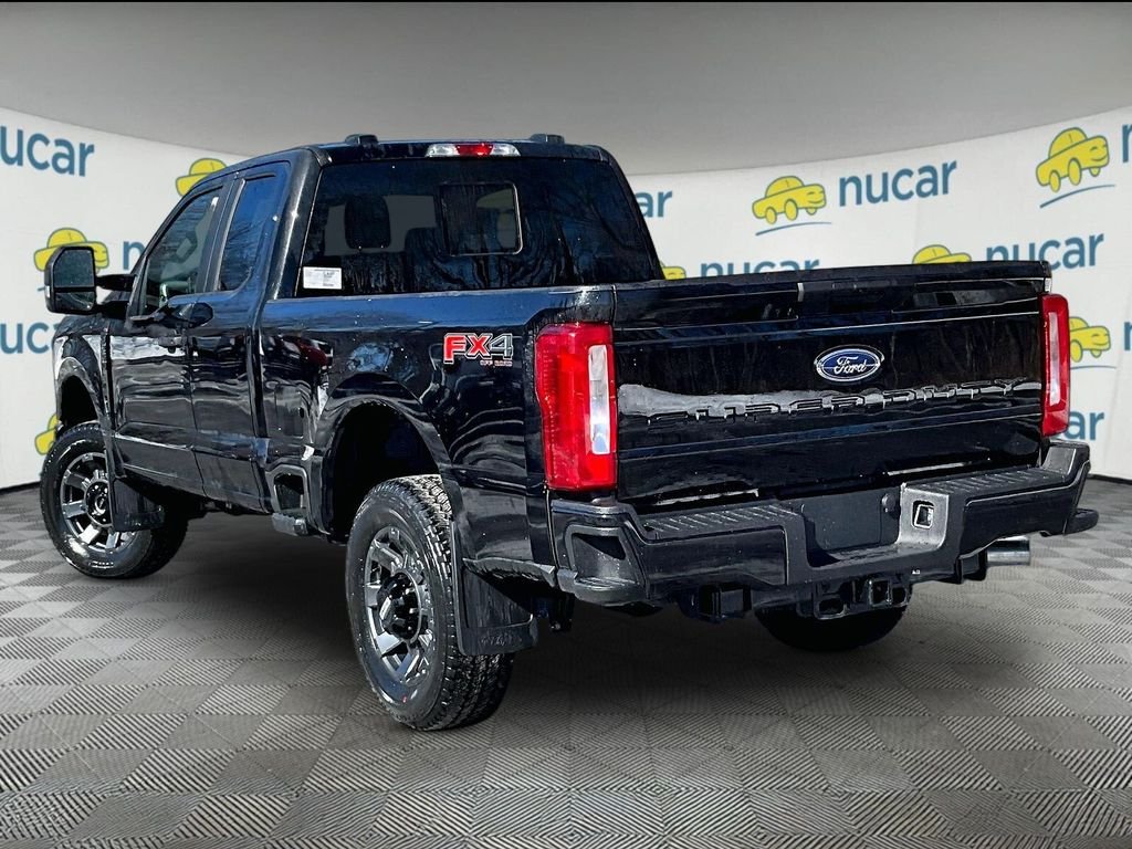 New 2026 Agate Black Metallic Ford XL image 4