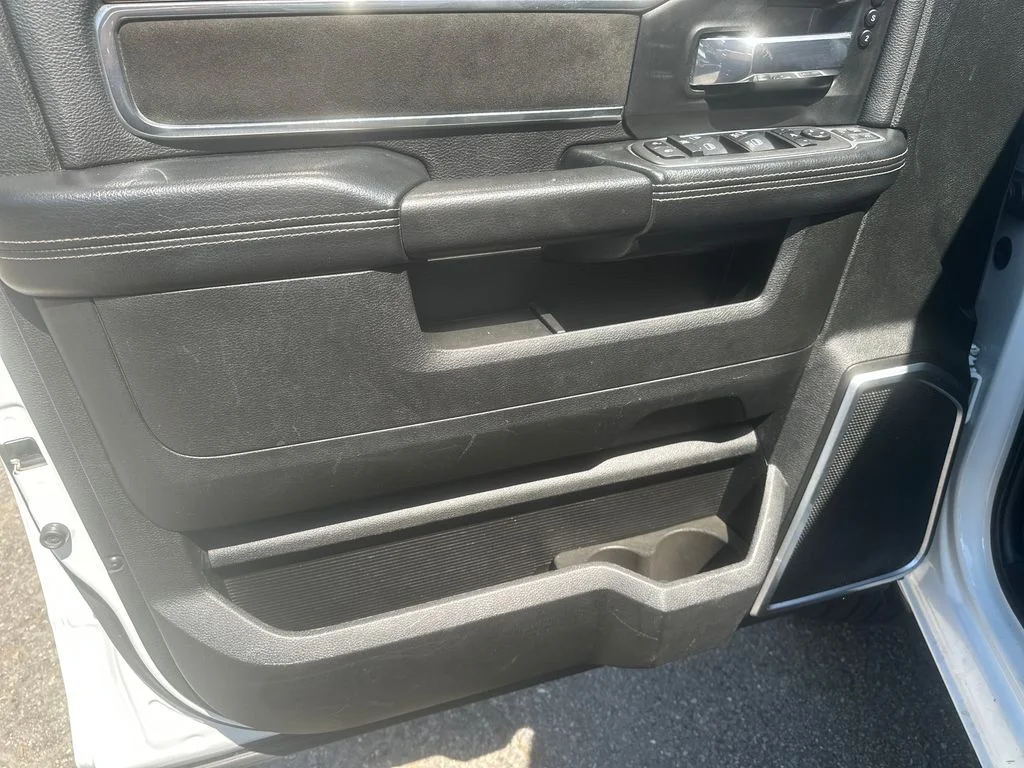 Used 2023 White Ram Laramie image 10