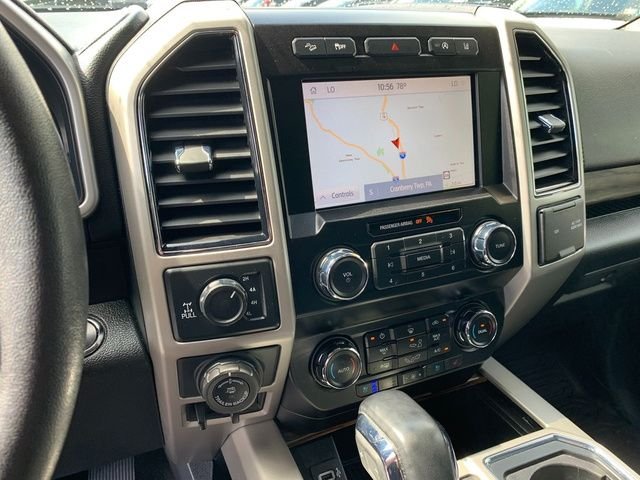 Used 2020 White Ford Lariat image 23