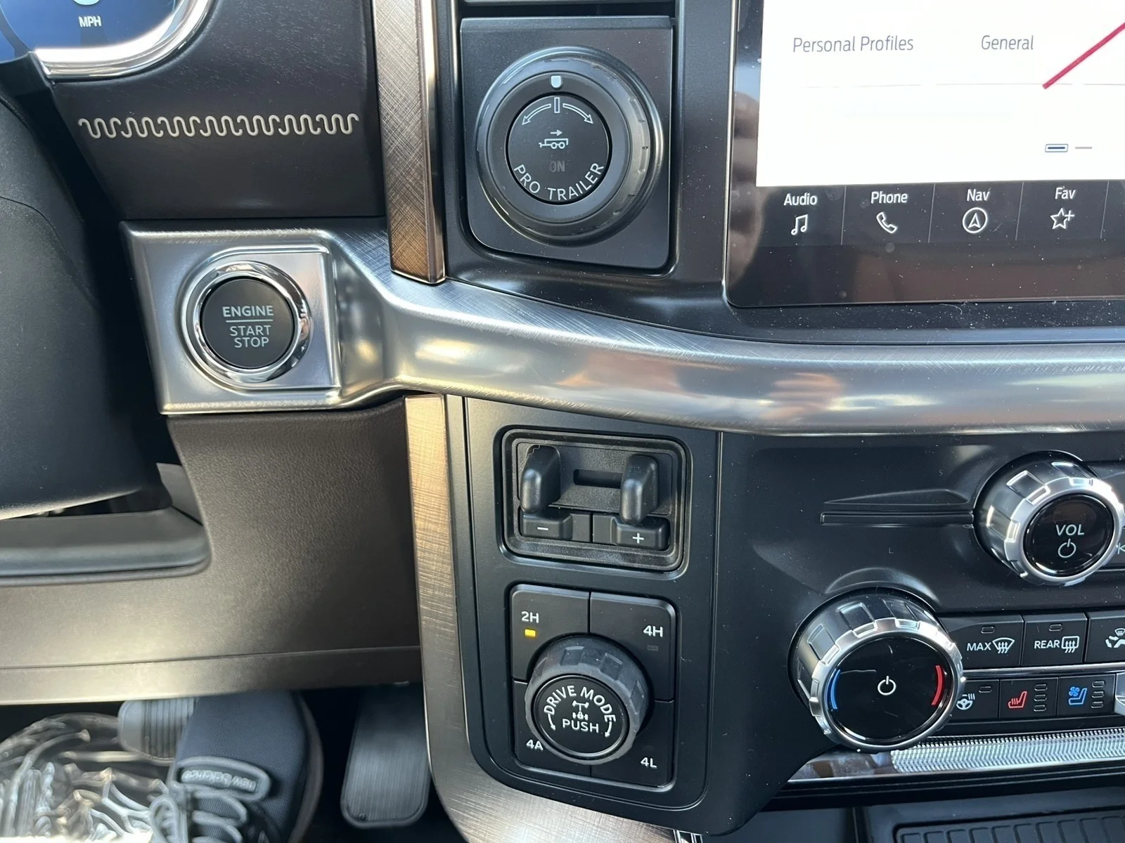 New 2026 Agate Black Metallic Ford King Ranch® image 26